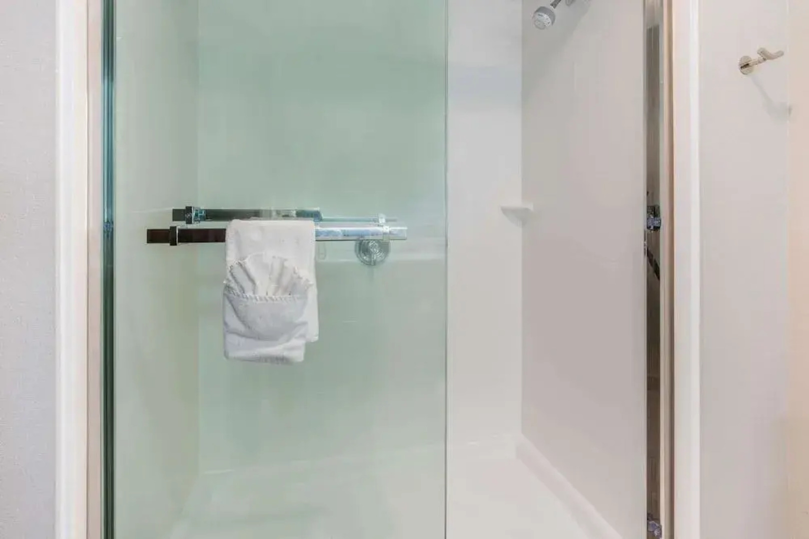 La Quinta Inn and Suites by Wyndham Houston Spring South