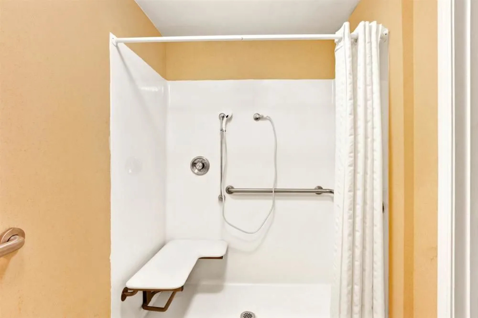 Howard Johnson Jackson