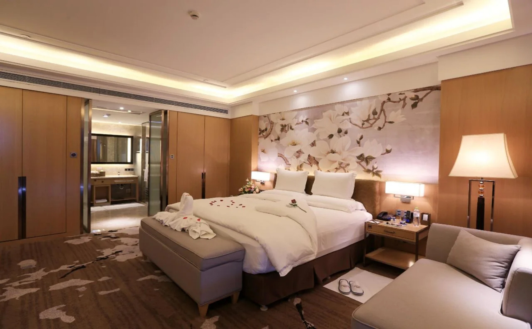 Howard Johnson Xiangyu Plaza Linyi