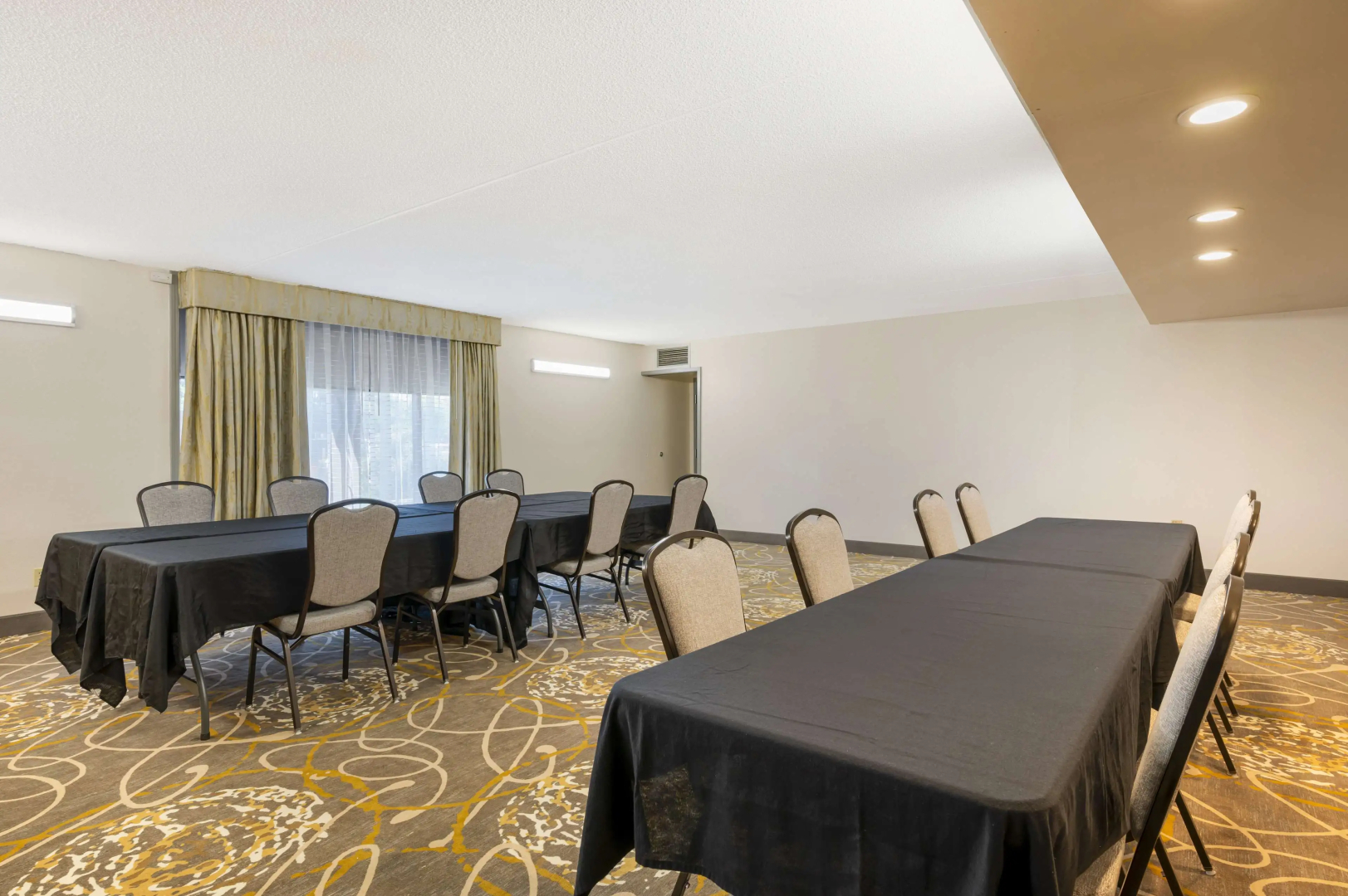 Best Western Ashbury Inn