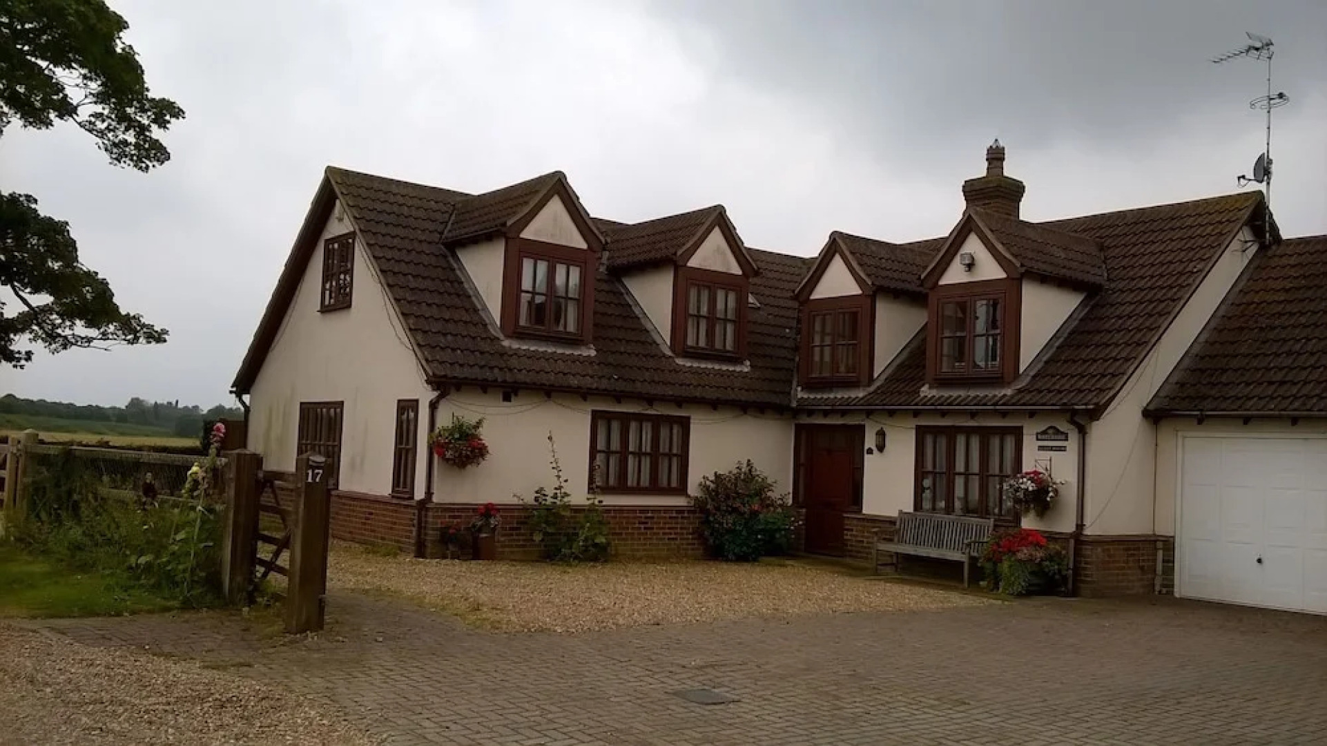 Waterside Guest House