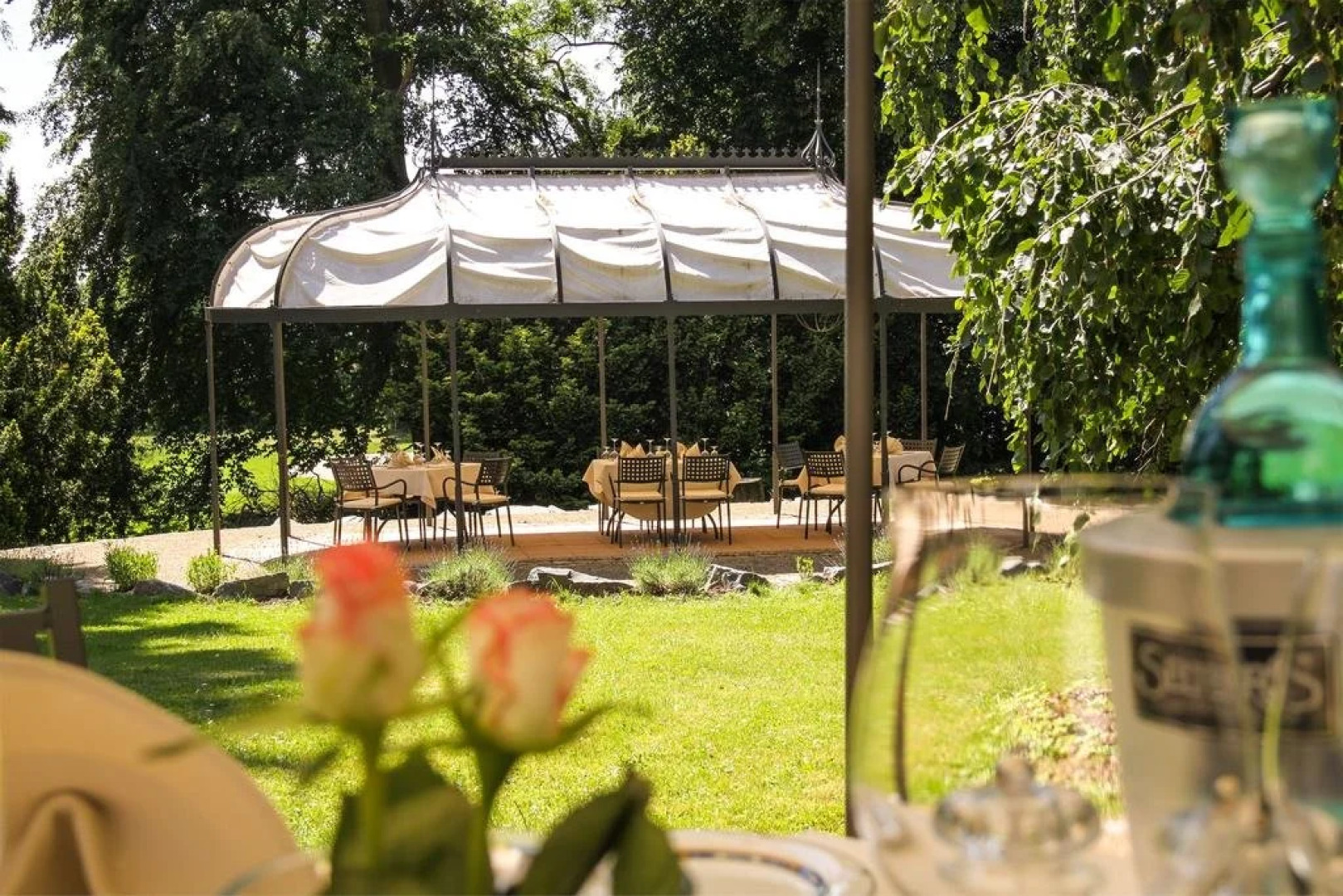 Hotel- und Restaurantbetrieb Hofgut Dippelshof