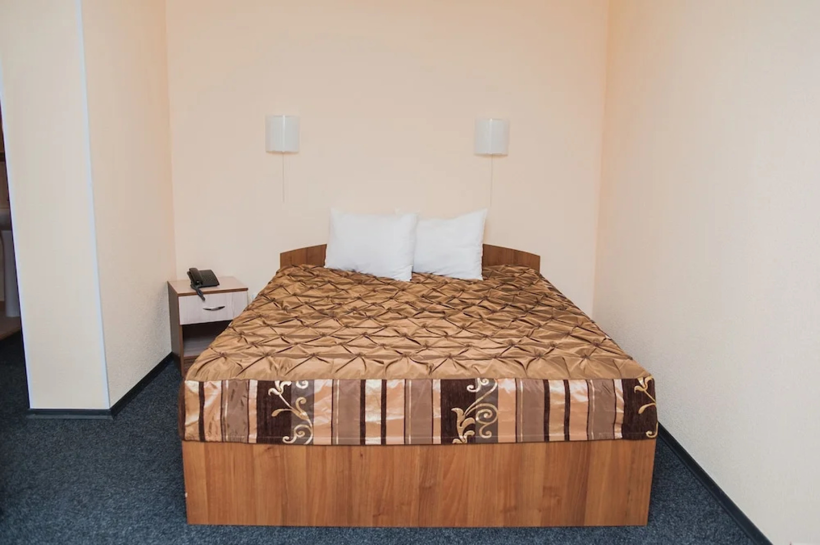 Отель «Явир»