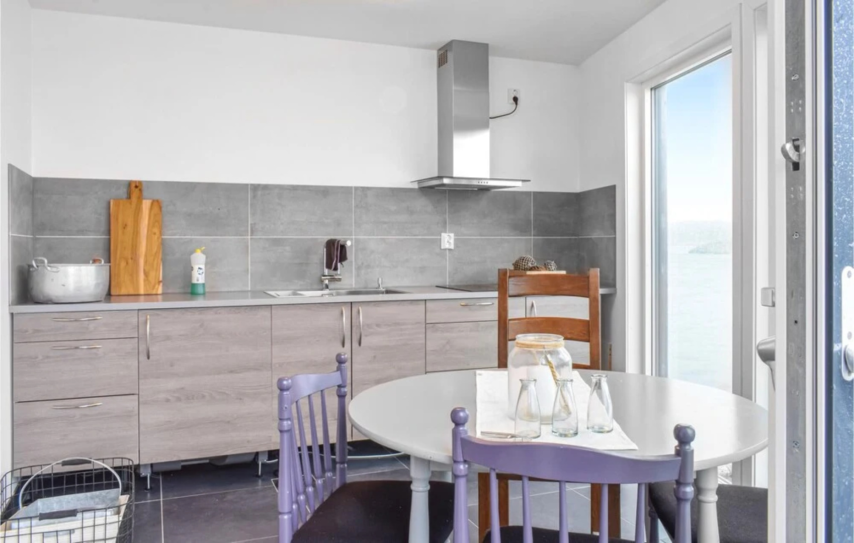 Beautiful Home in Stolmen With 4 Bedrooms and Wifi