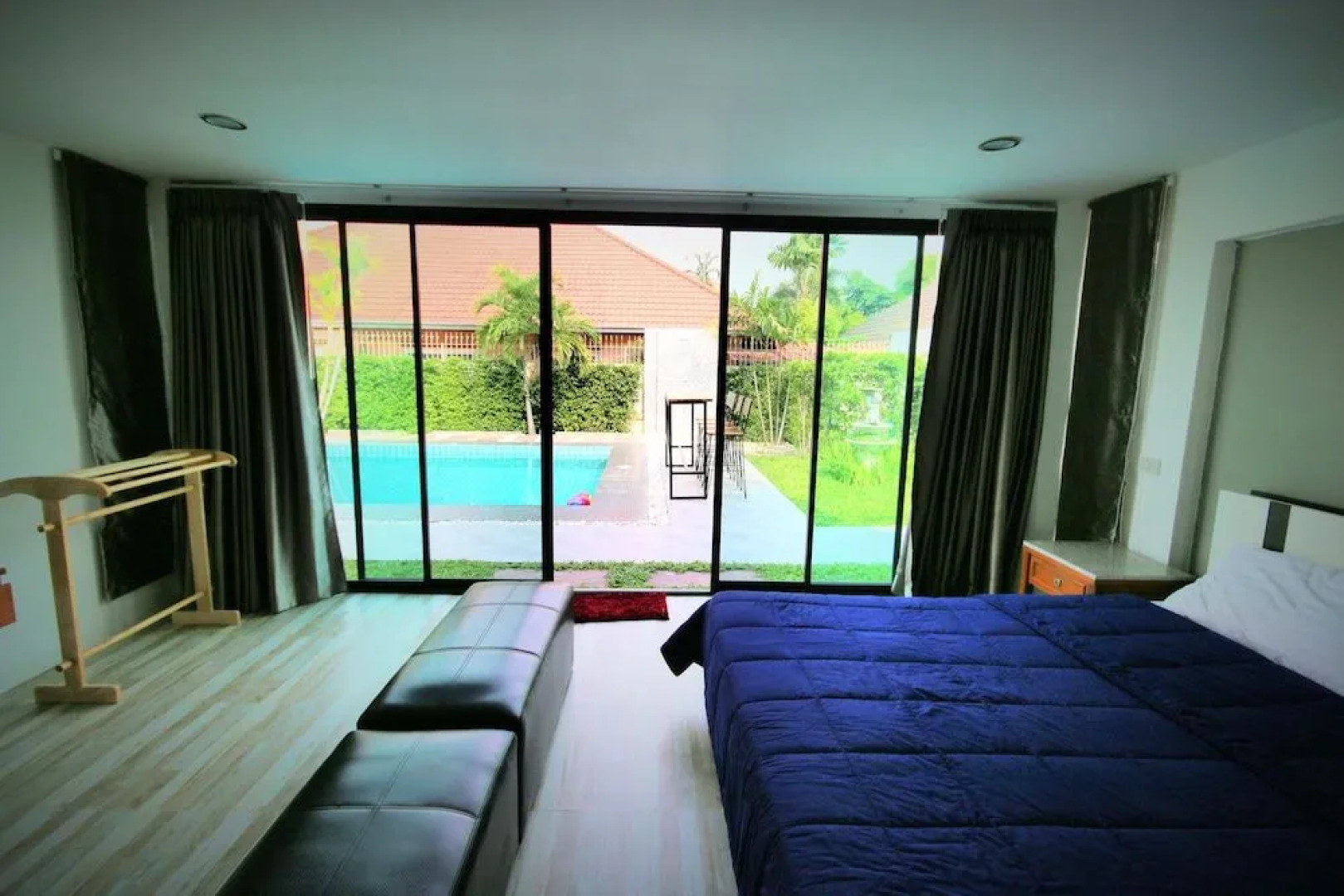 Cozy Garden Cottage Pool Villa