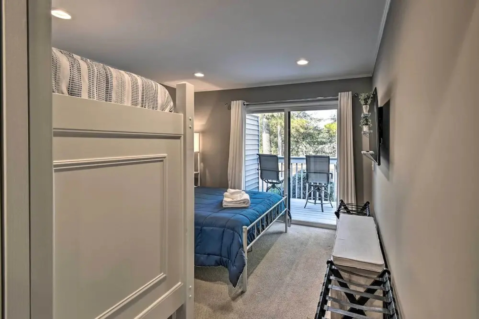 Pinehurst Gem on Golf Course & Putting Green!