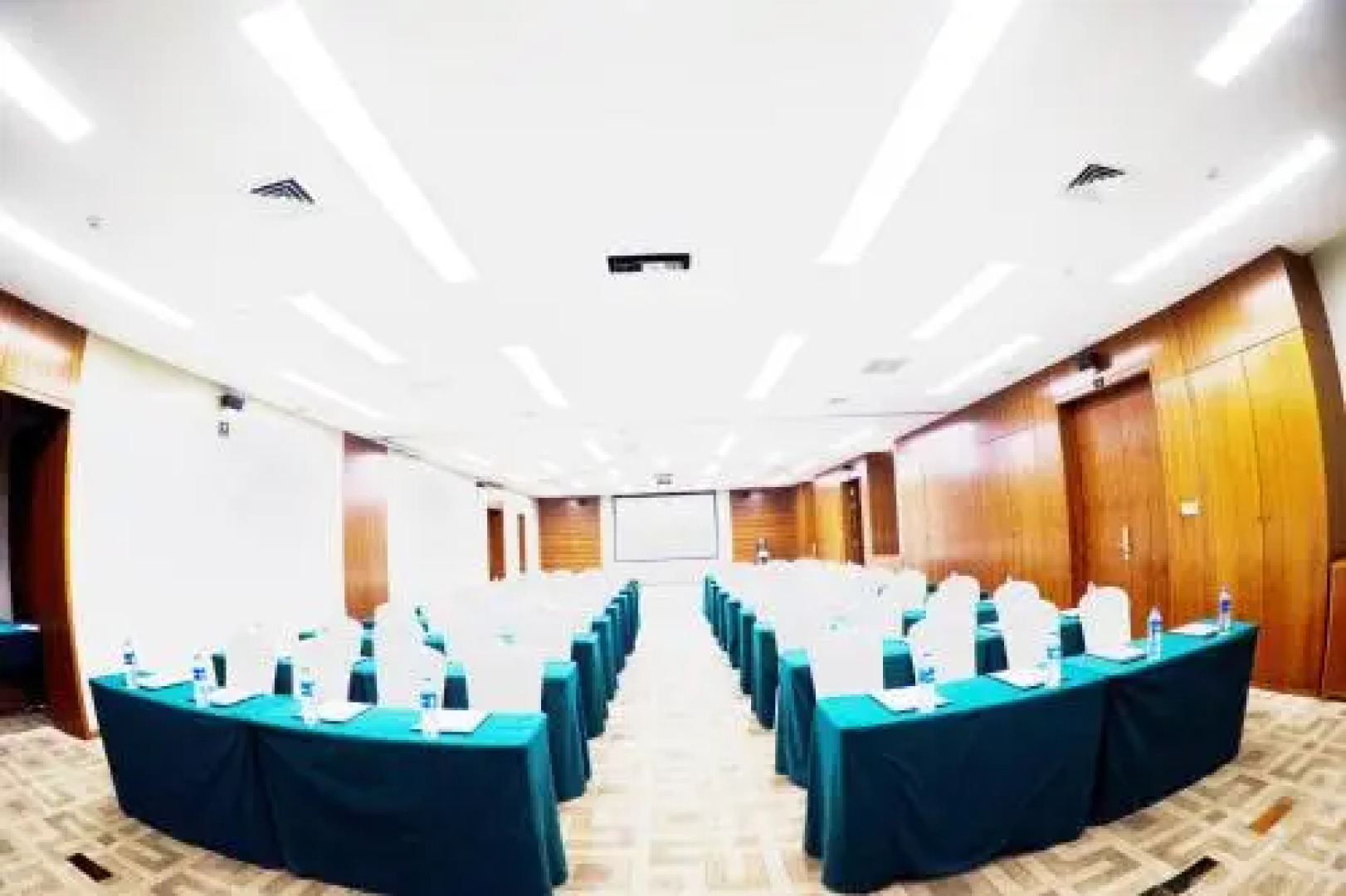 Tangram Hotel Harbin