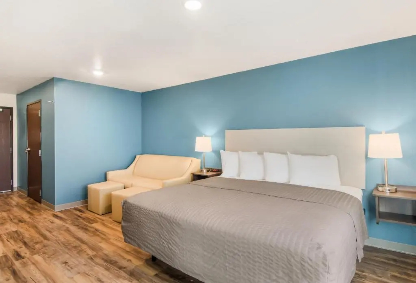 WoodSpring Suites Thornton-North Denver