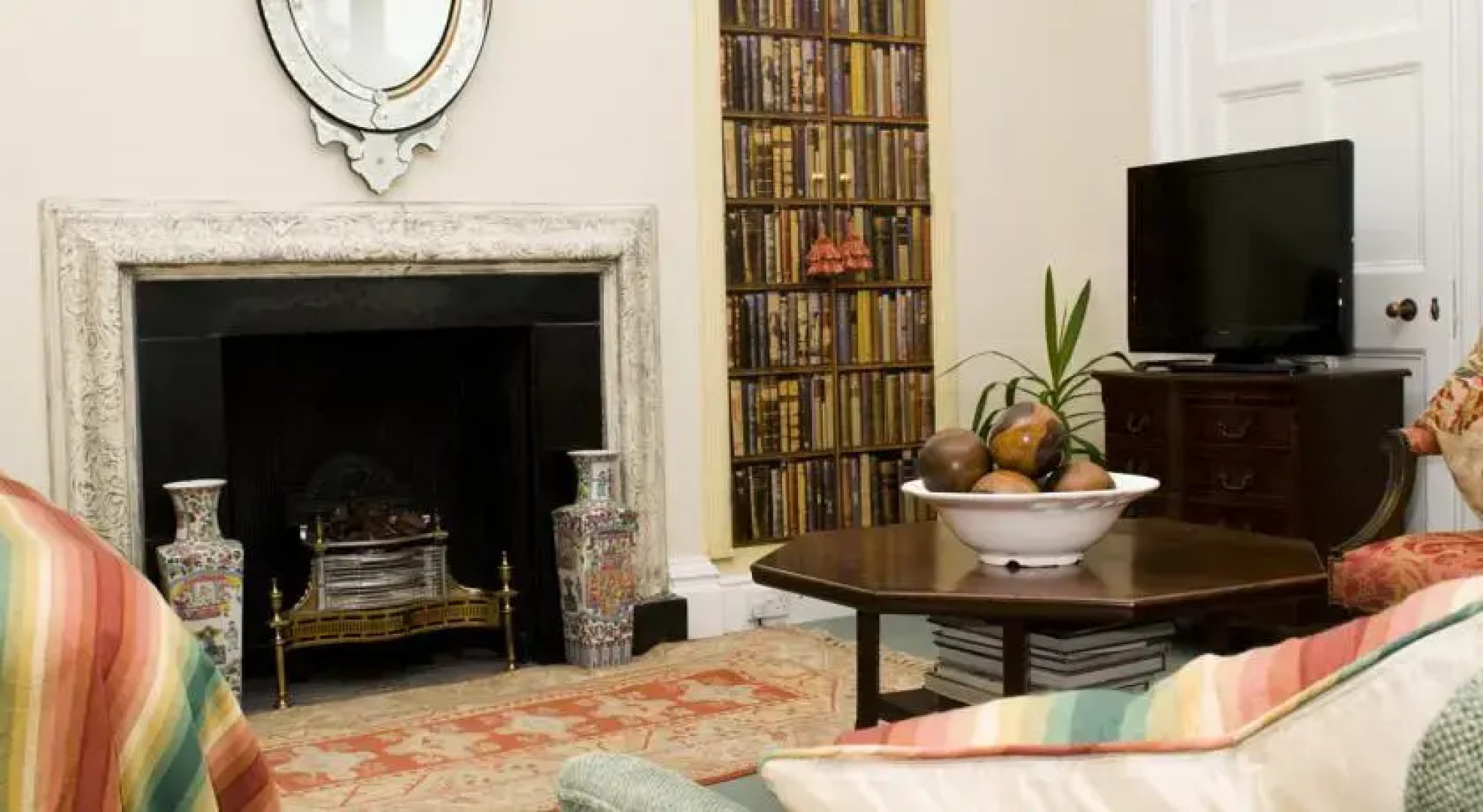 Avenue House Apartments