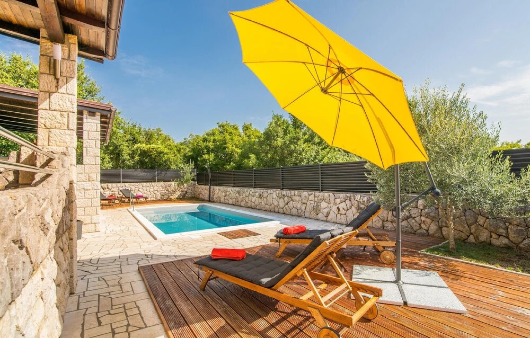 Awesome Home in Lakmartin With Wifi and 3 Bedrooms