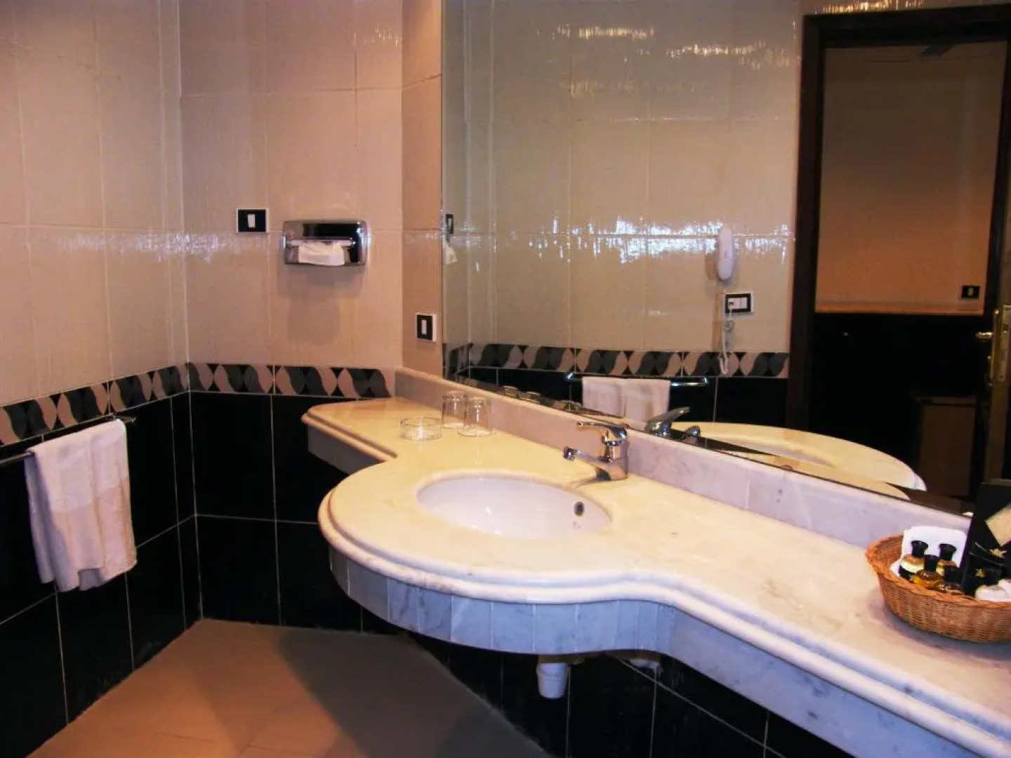 Dome Marina Hotel & Resort