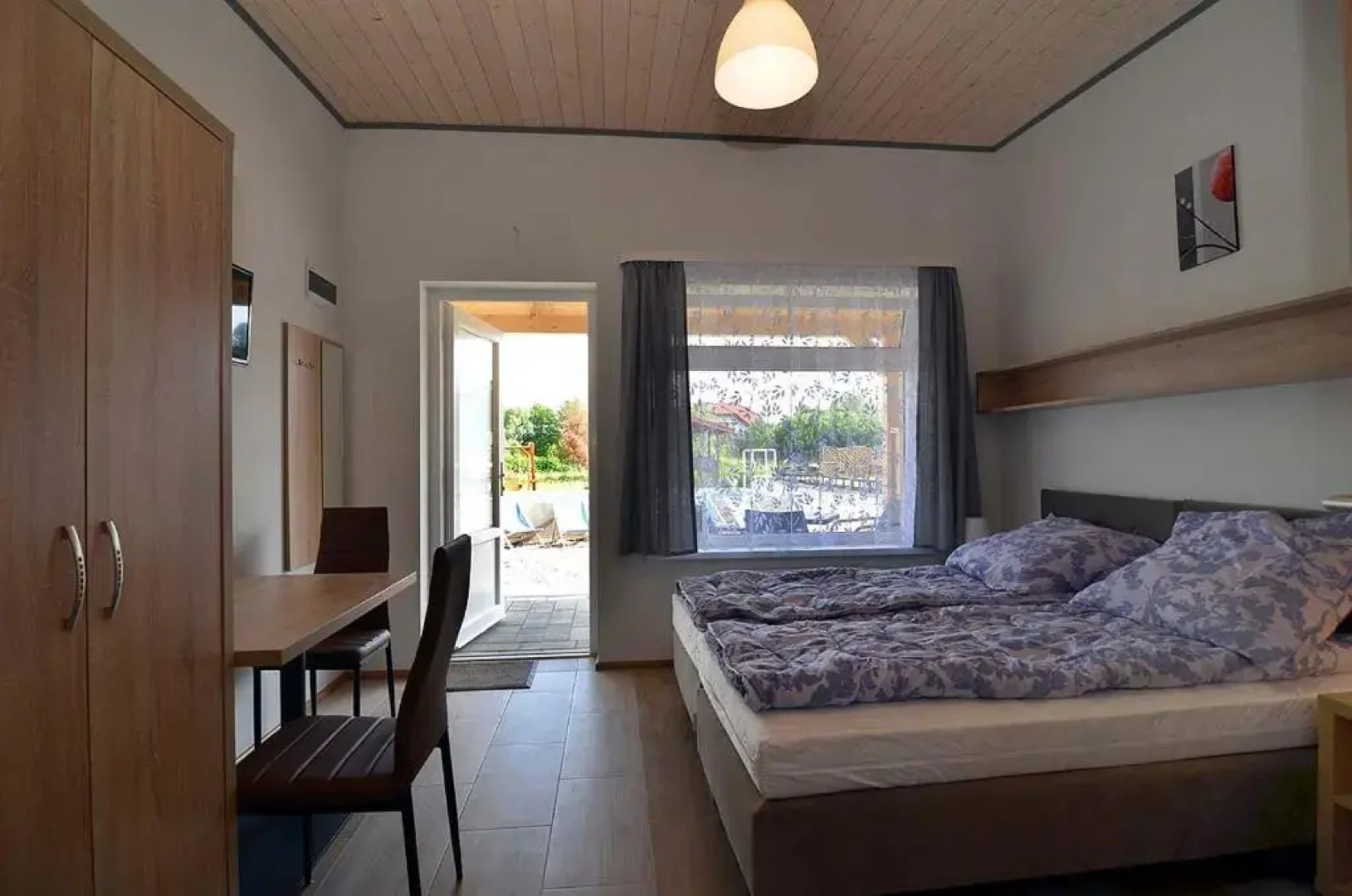 Pokoje i Domki "Zaciszny" - Mielno