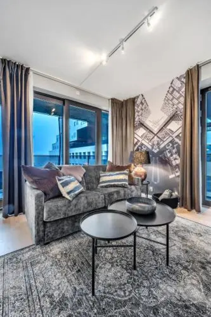 Wright Apartments - Barcode