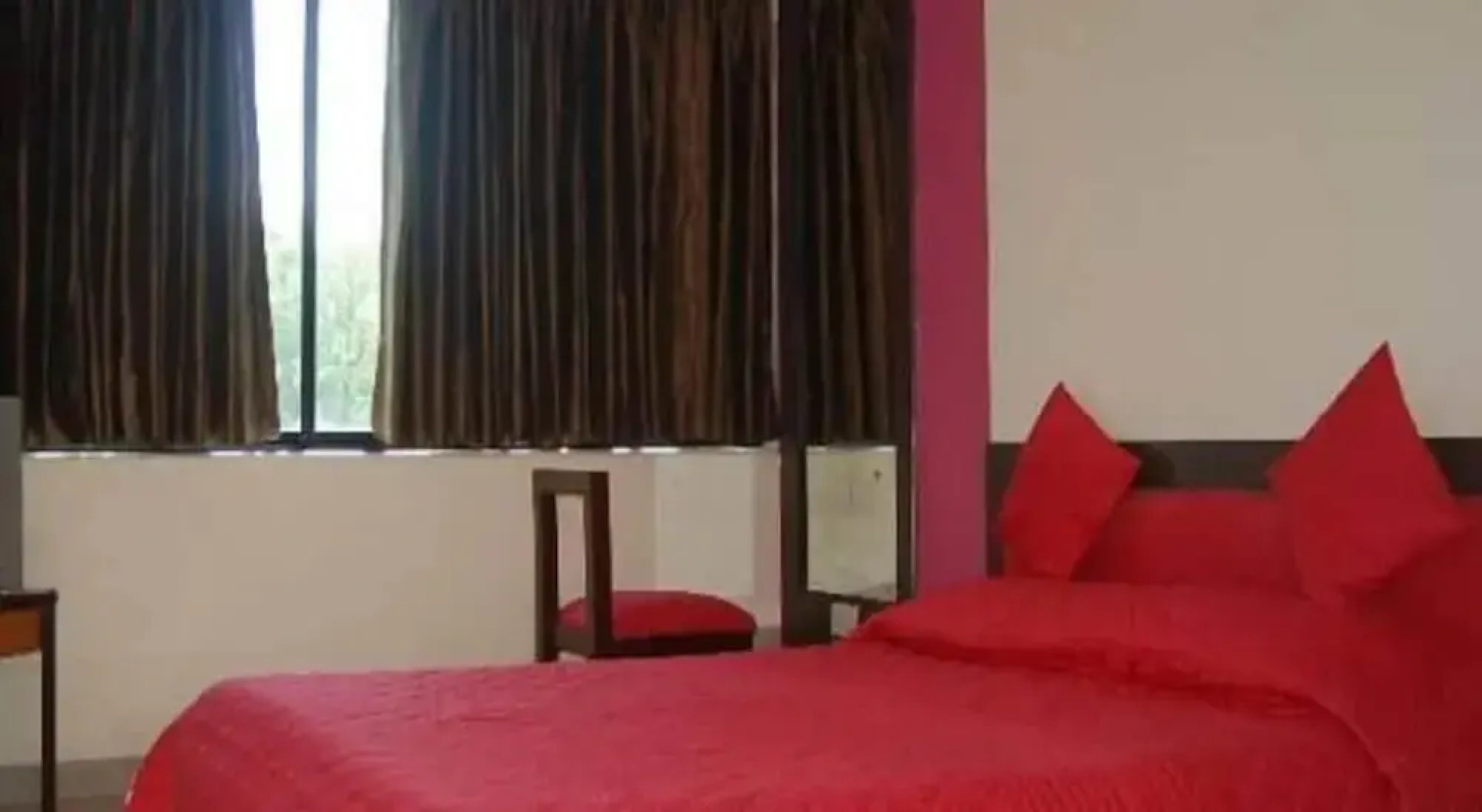 Tisha Apartment Hotel