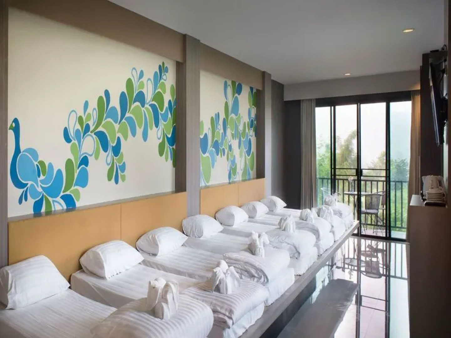 Dern Din Du Dao Resort