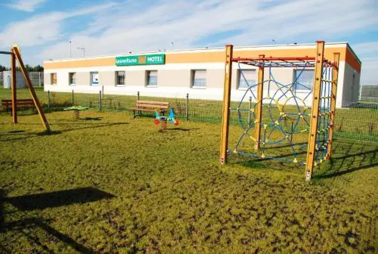 Motel Le?Ne Runo (Autostrada A1)