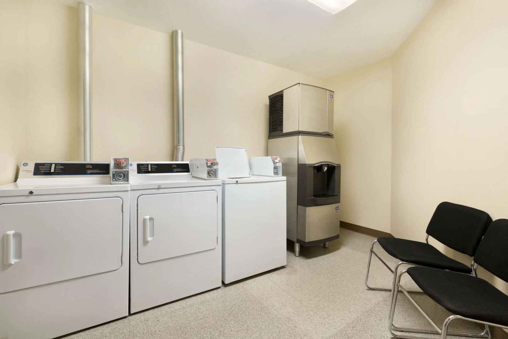 Ramada by Wyndham Nanaimo