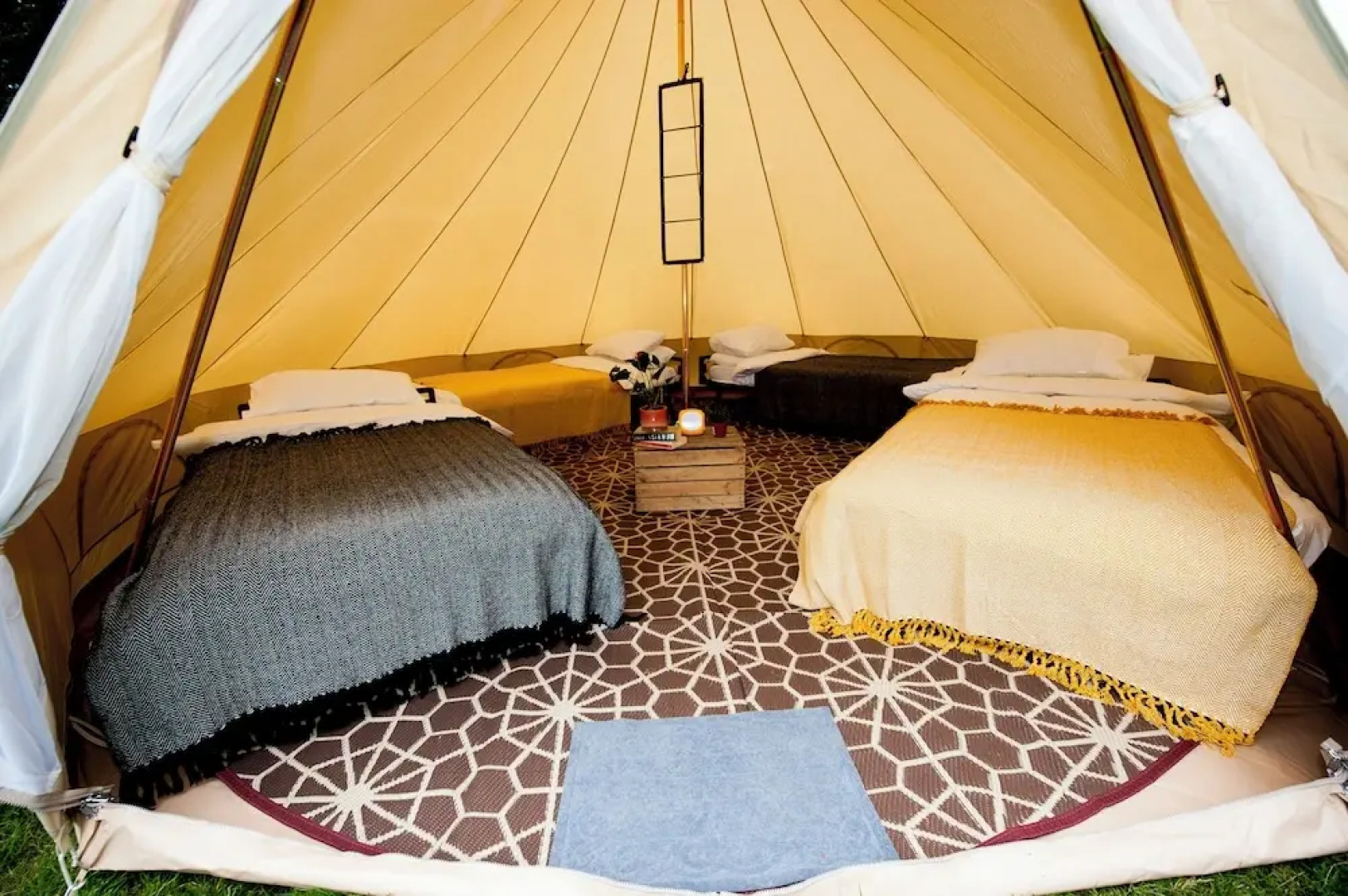 Nine Yards Bell Tents - Coleraine
