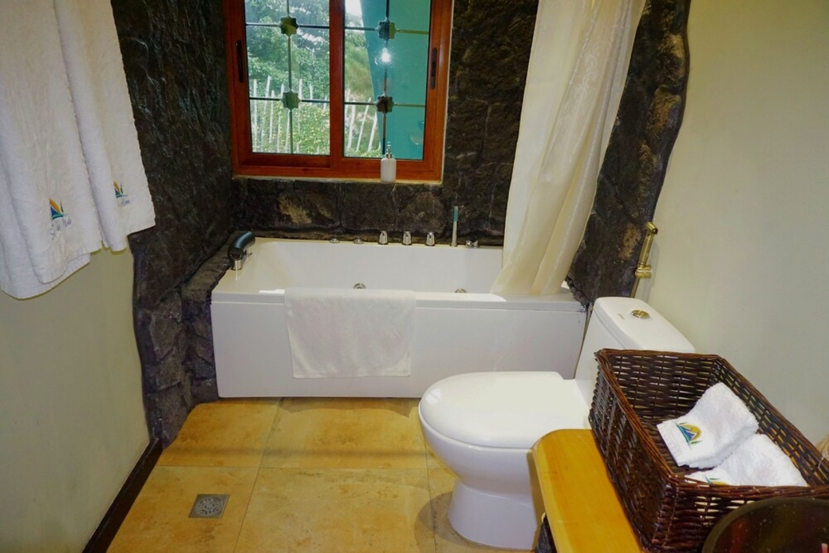 Casa Spa Room With Tub, spa Services and Turkish Bath