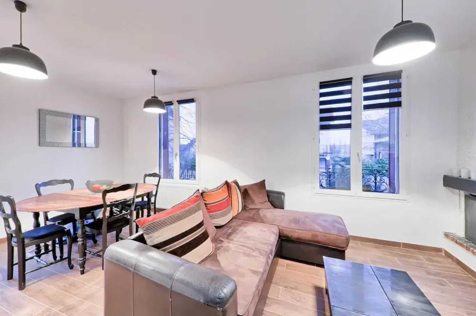 Tamaris Corner House