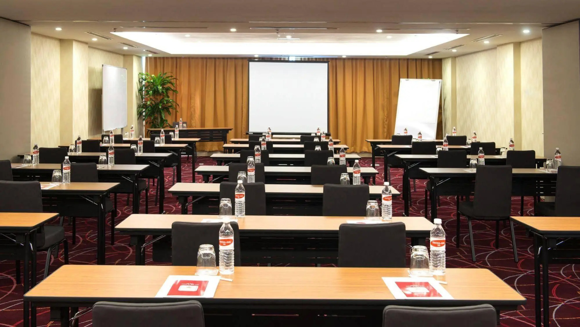 Holiday Inn Express & Suites Johor Bahru by IHG