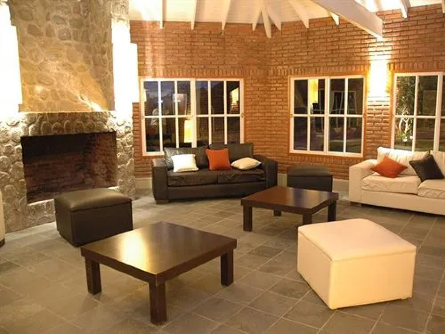 La Barraca Hotel & Resort