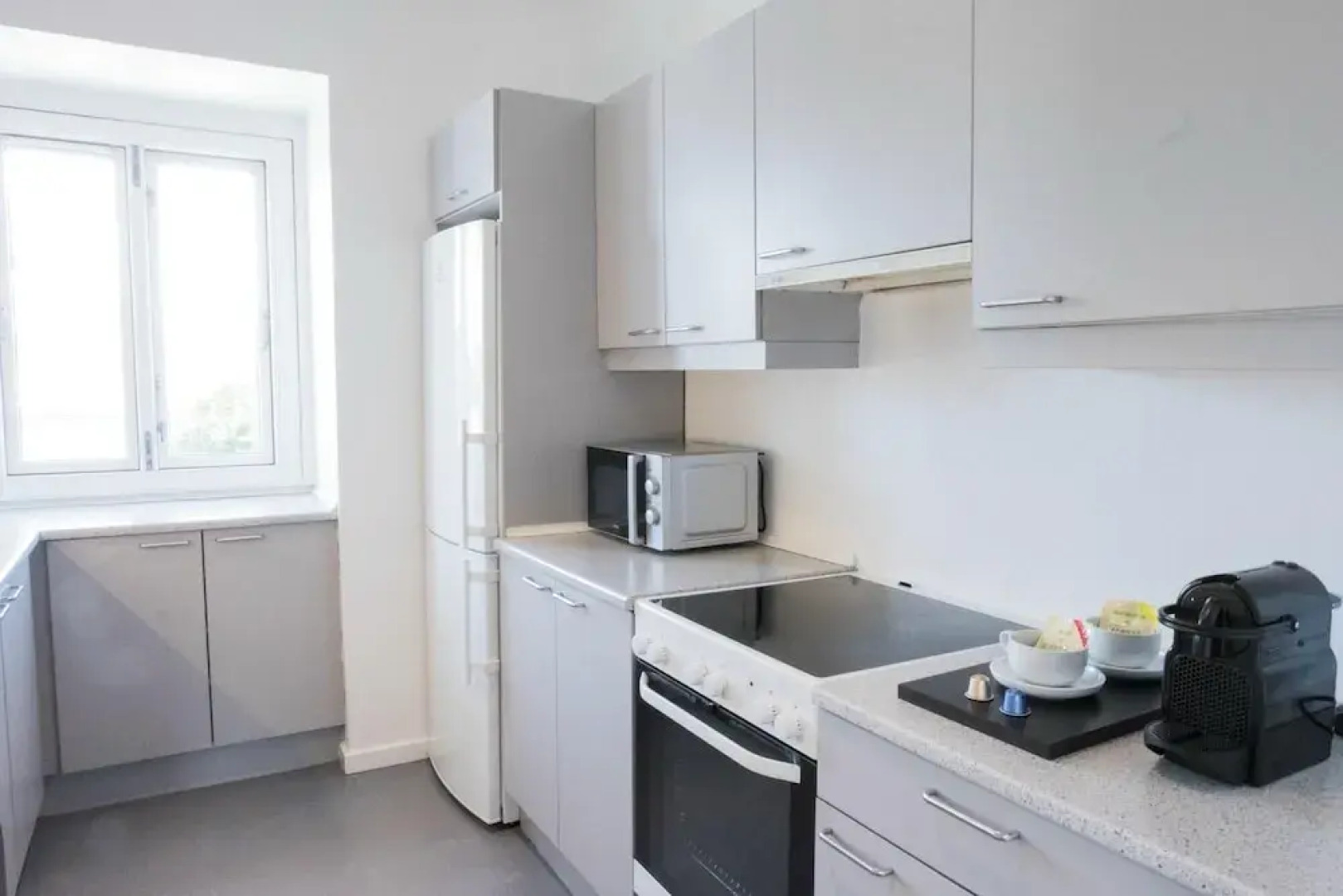 Nice 2-bed in Hellerup w Balcony