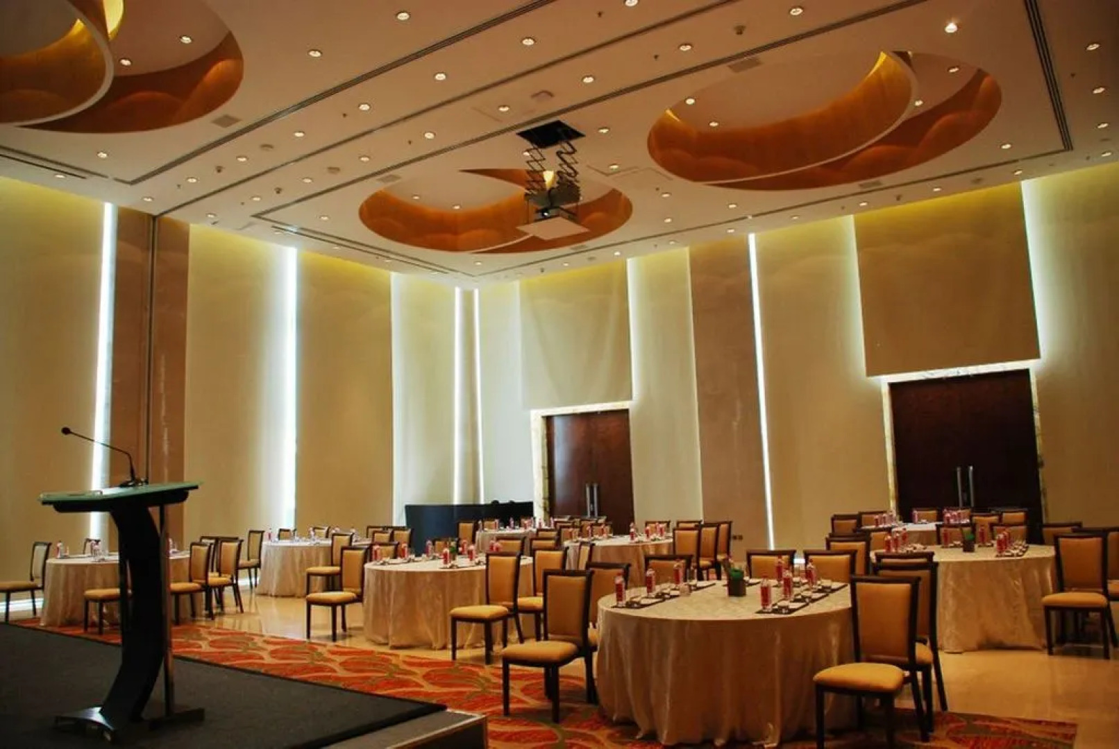 Courtyard by Marriott Pune Chakan