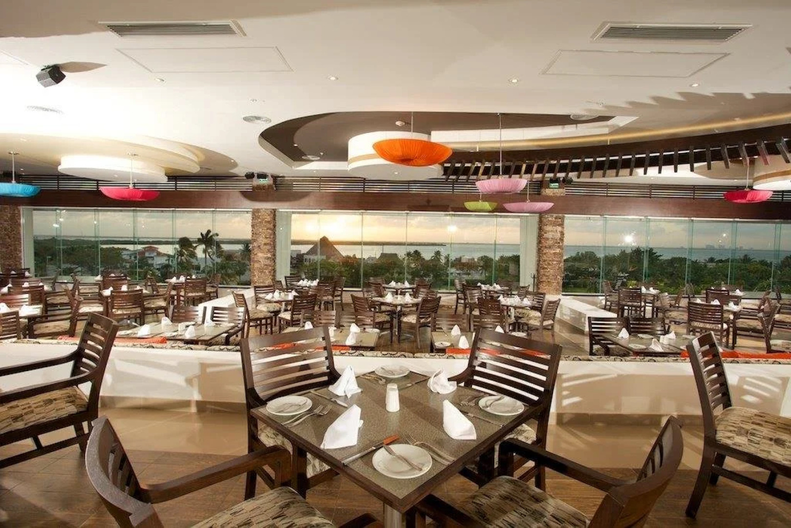 Wyndham Grand Cancun All Inclusive Resort & Villas