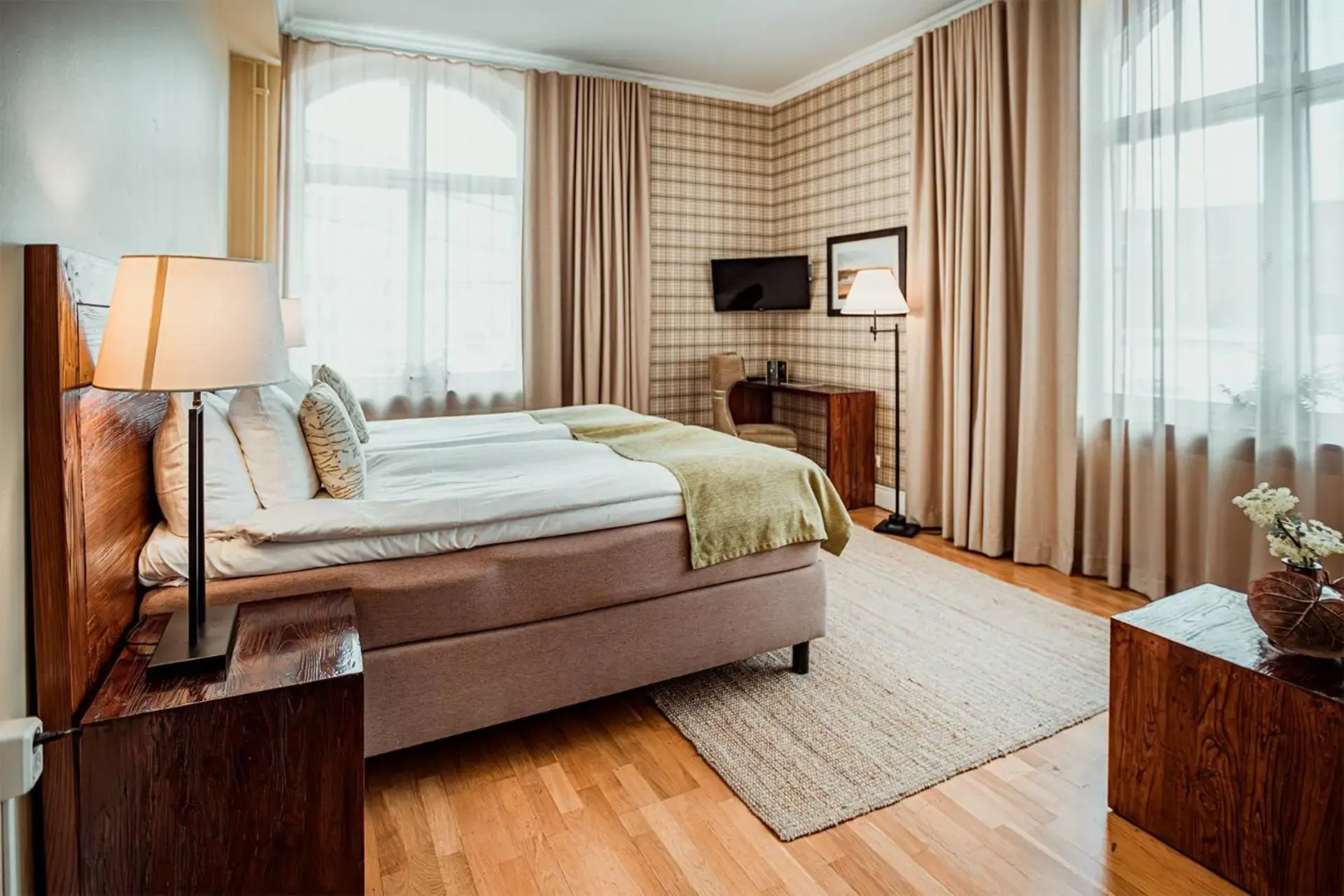 Sunlight Hotel Conference and Spa