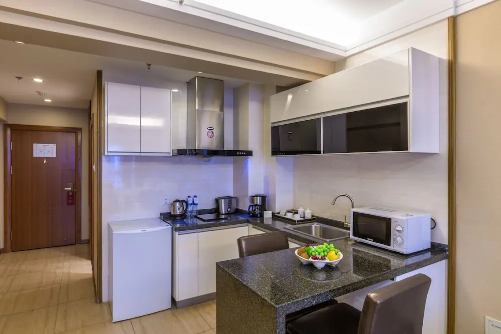 Qinhuangdao Peninsula Seasons Hotel And Apartment