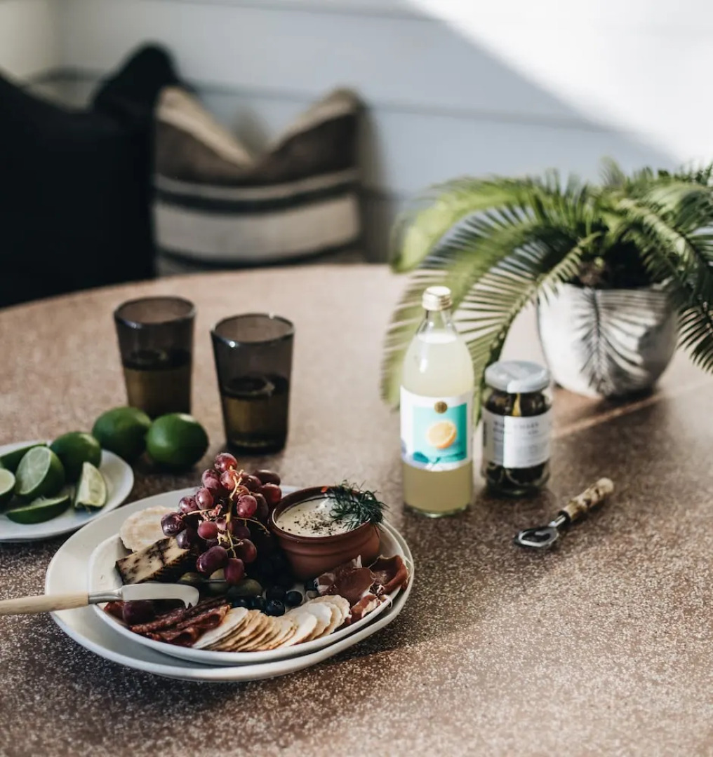 Maple Suite, Berry - by Linnaeus Collection