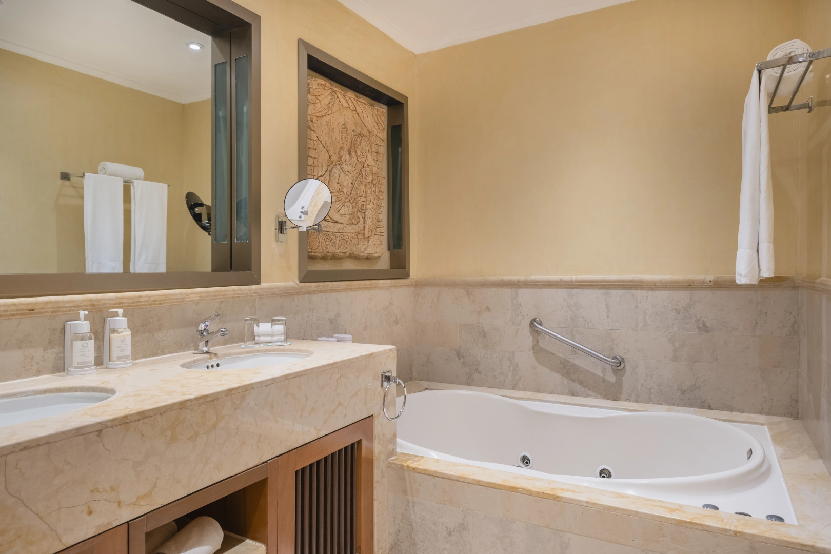 Iberostar Selection Paraiso Maya Suites AI