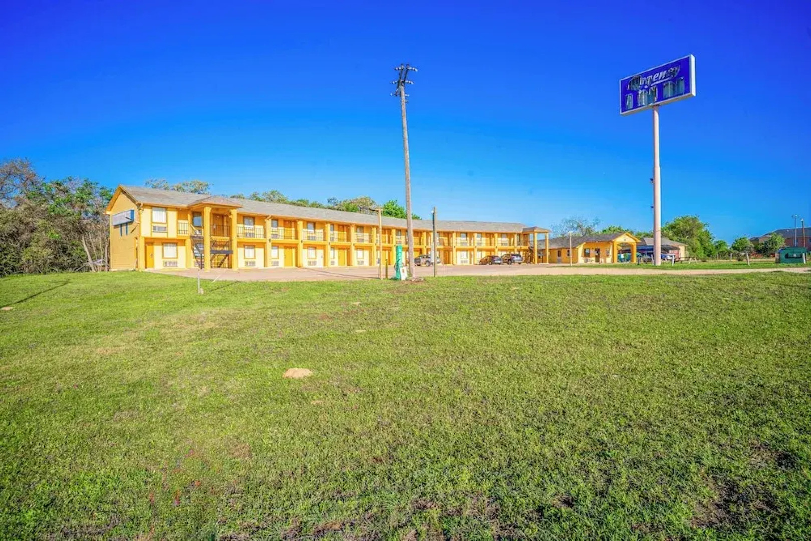 Regency Inn By OYO Rockdale TX