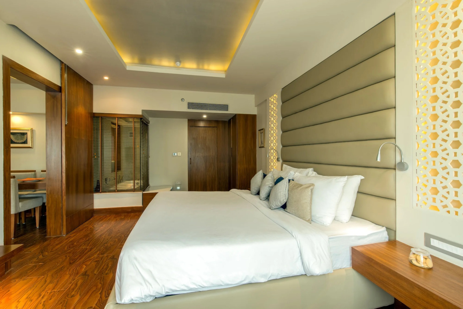 Howard Plaza - The Fern Agra