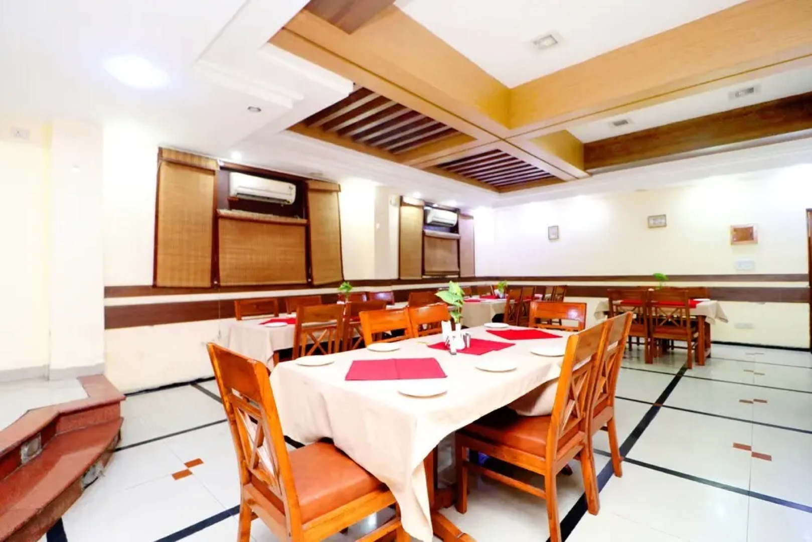 OYO 43237 Hotel Park Inn