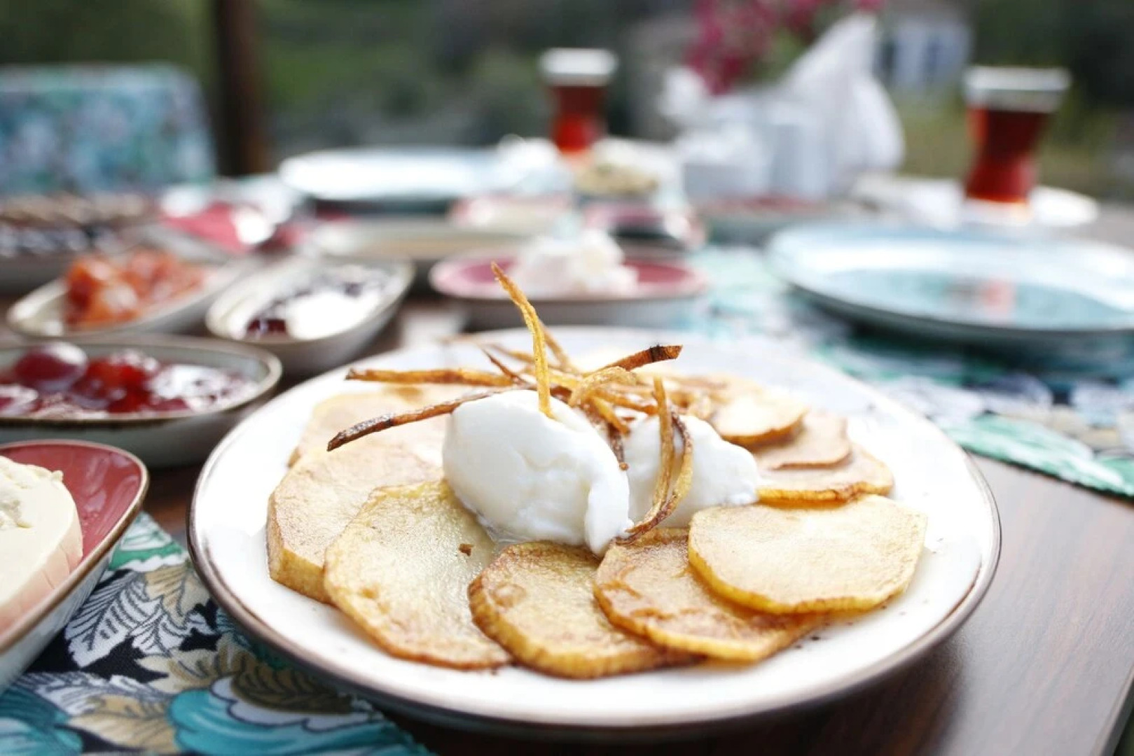 Shiraz Hotel & Restaurant