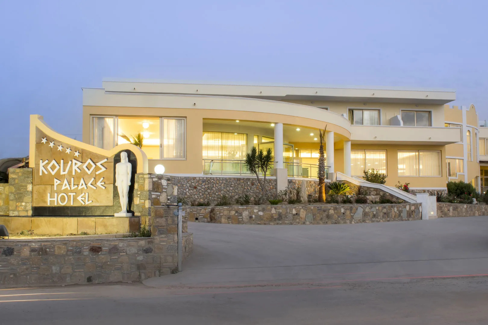 Kouros Palace Active Lifestyle Hotel