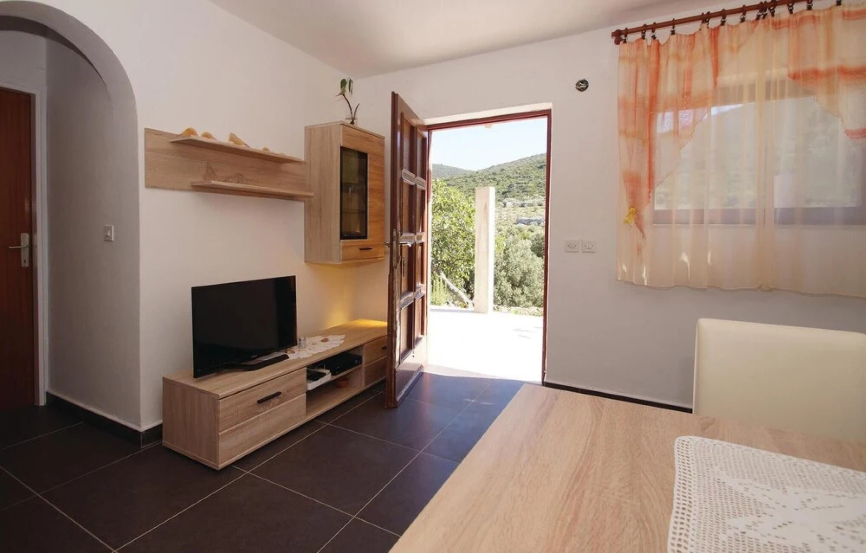 Awesome Home in Kneze With Wifi and 2 Bedrooms