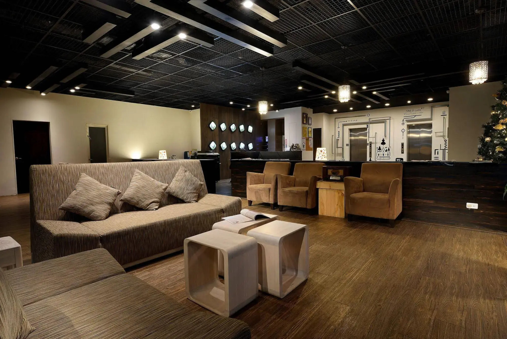 OLAH Poshtel - Taichung Station