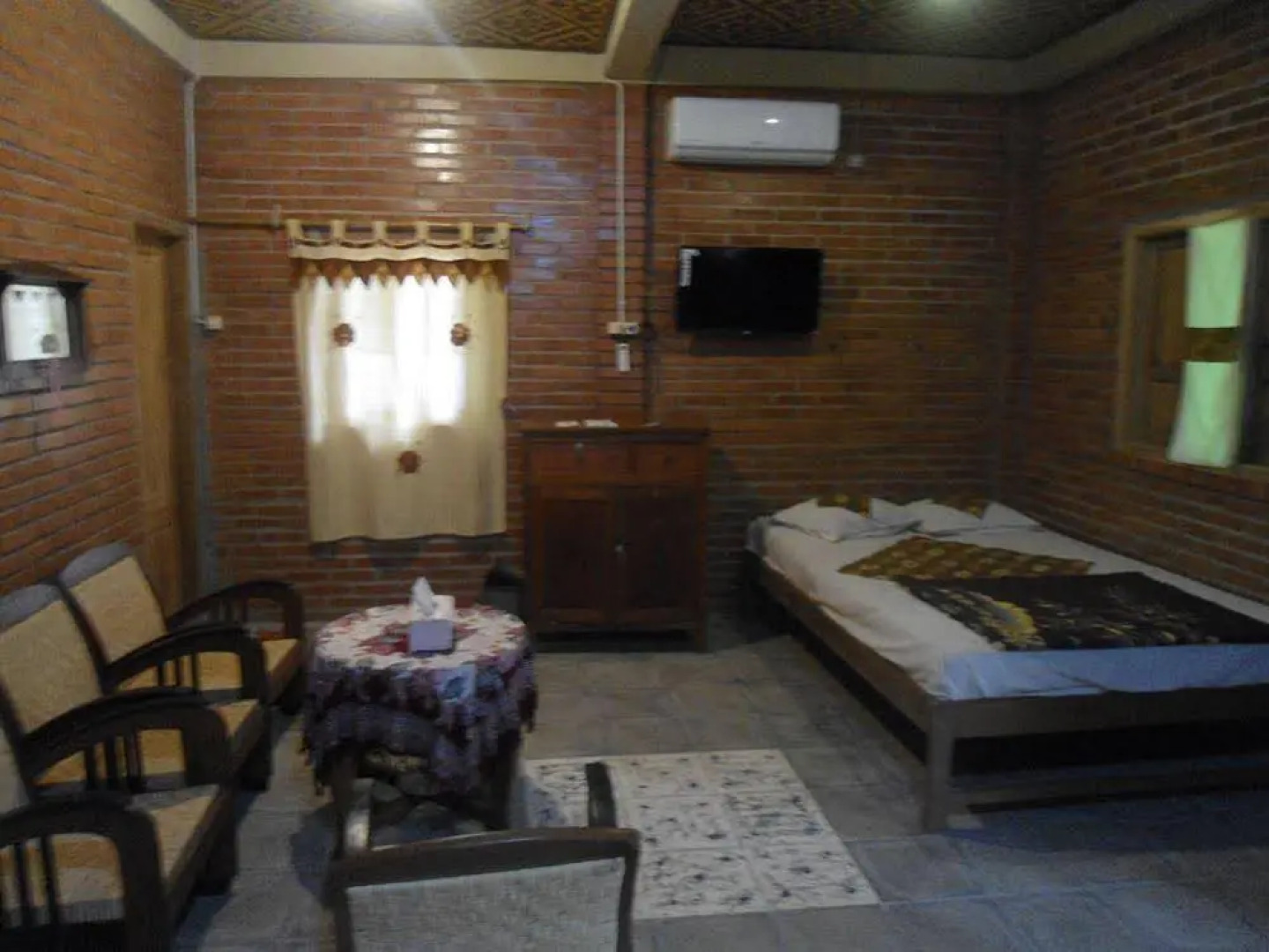 Kampung Tembi Guest House