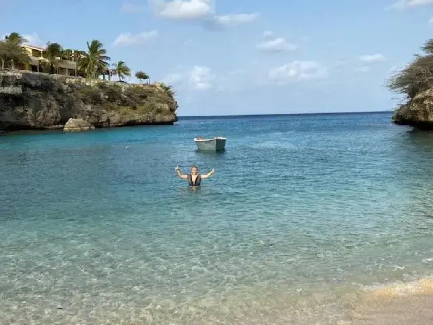 Blue Lagoon Apartment