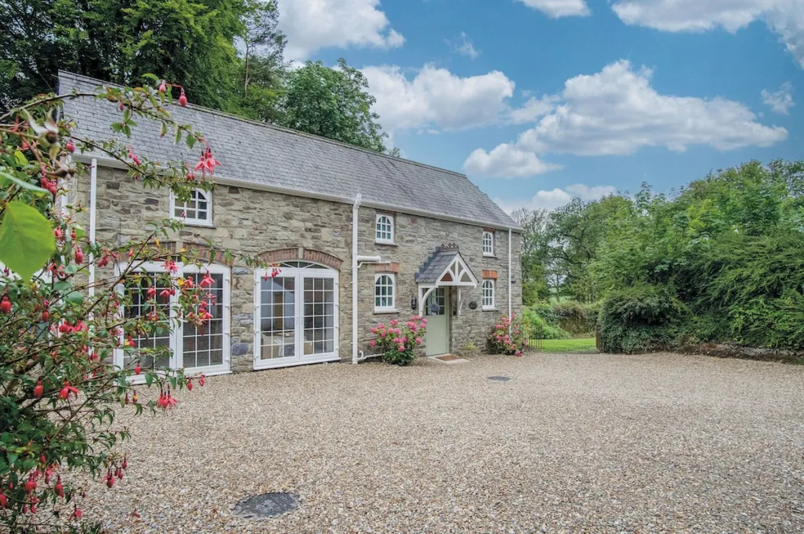 The Stables - 2 Bedroom Cottage - Princes Gate