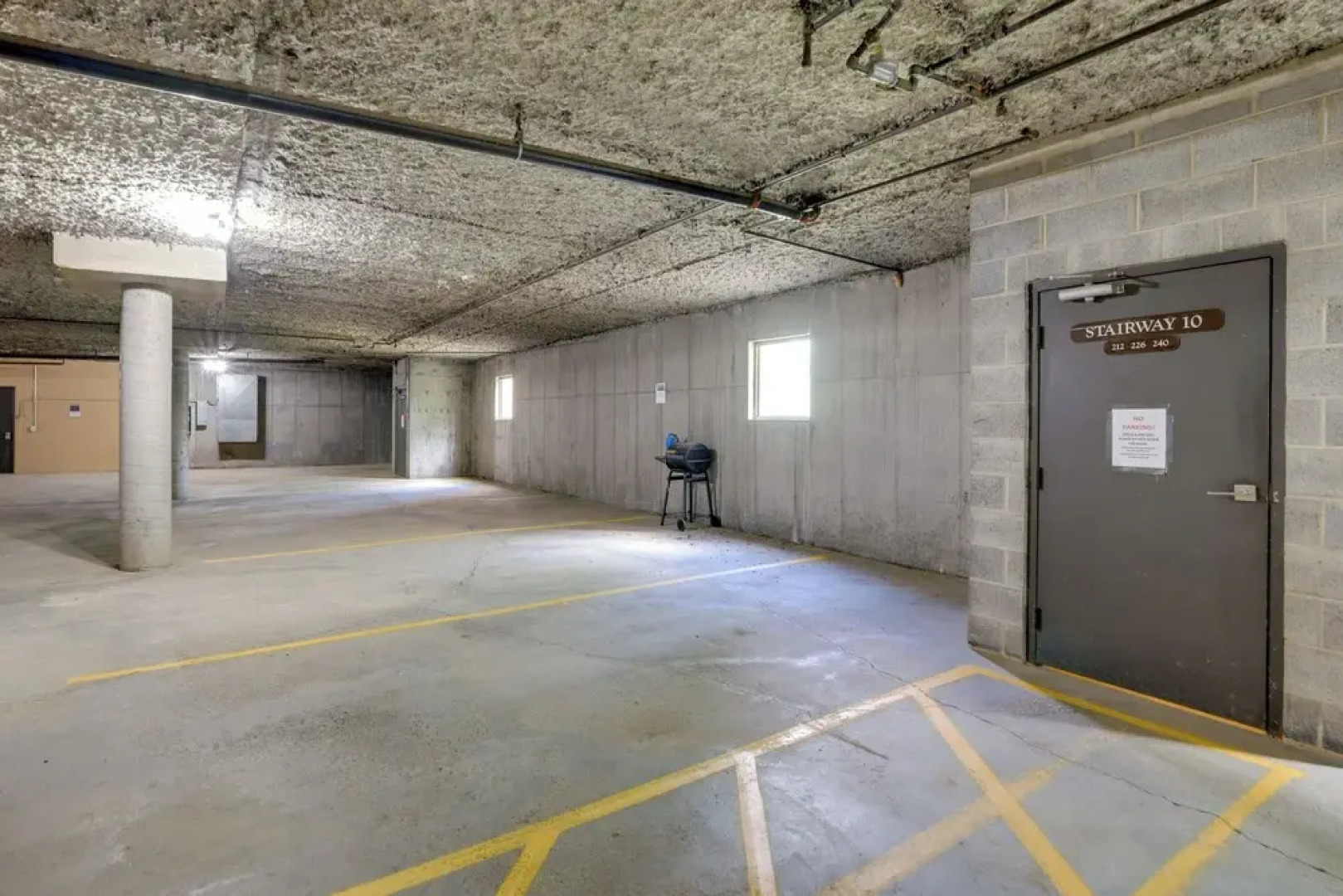 Ski-in/ski-out Brian Head Condo w/ Pool Access!