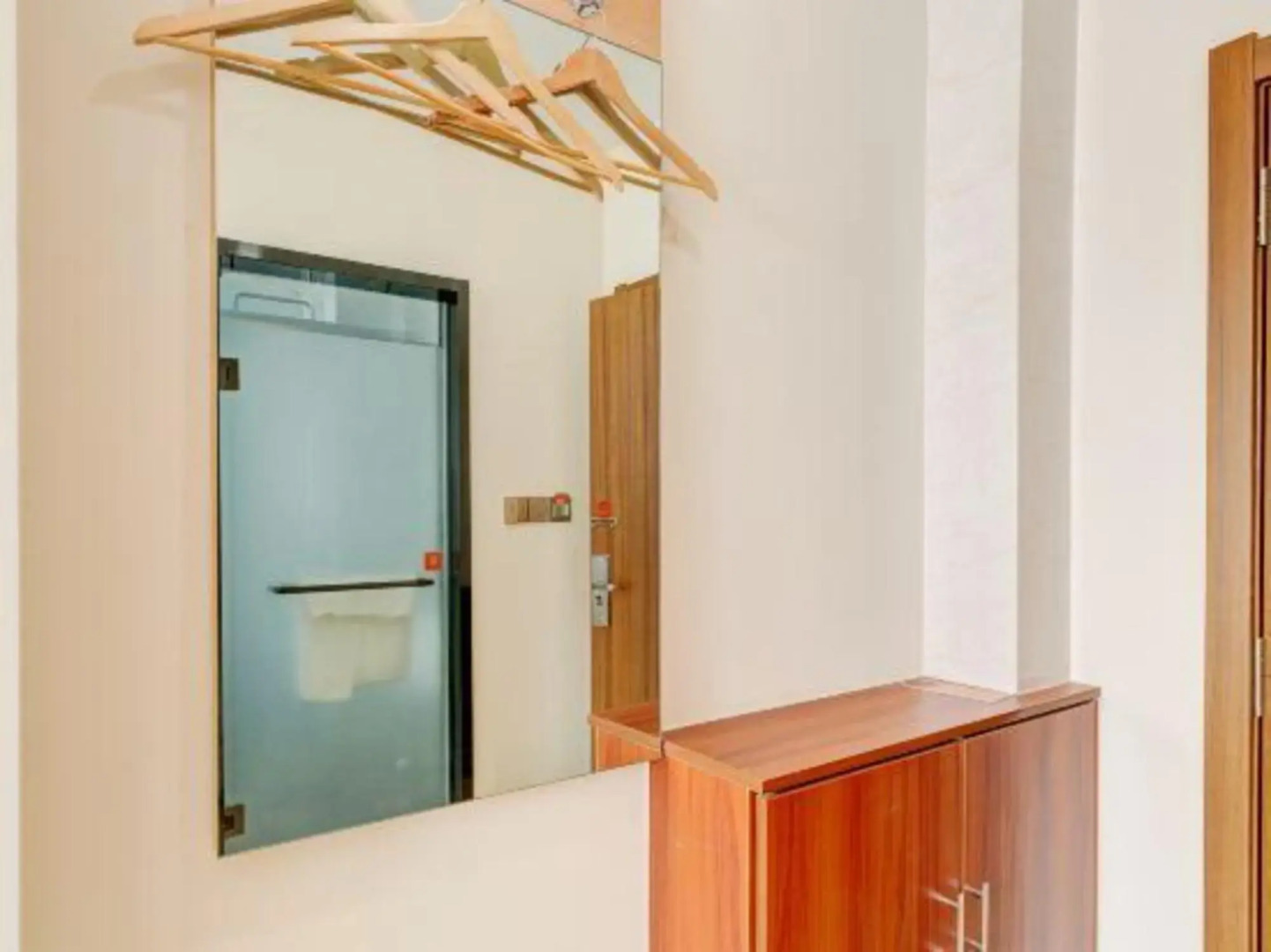 Boxing Huayi Chain Hotel (Bobai Shopping Plaza)