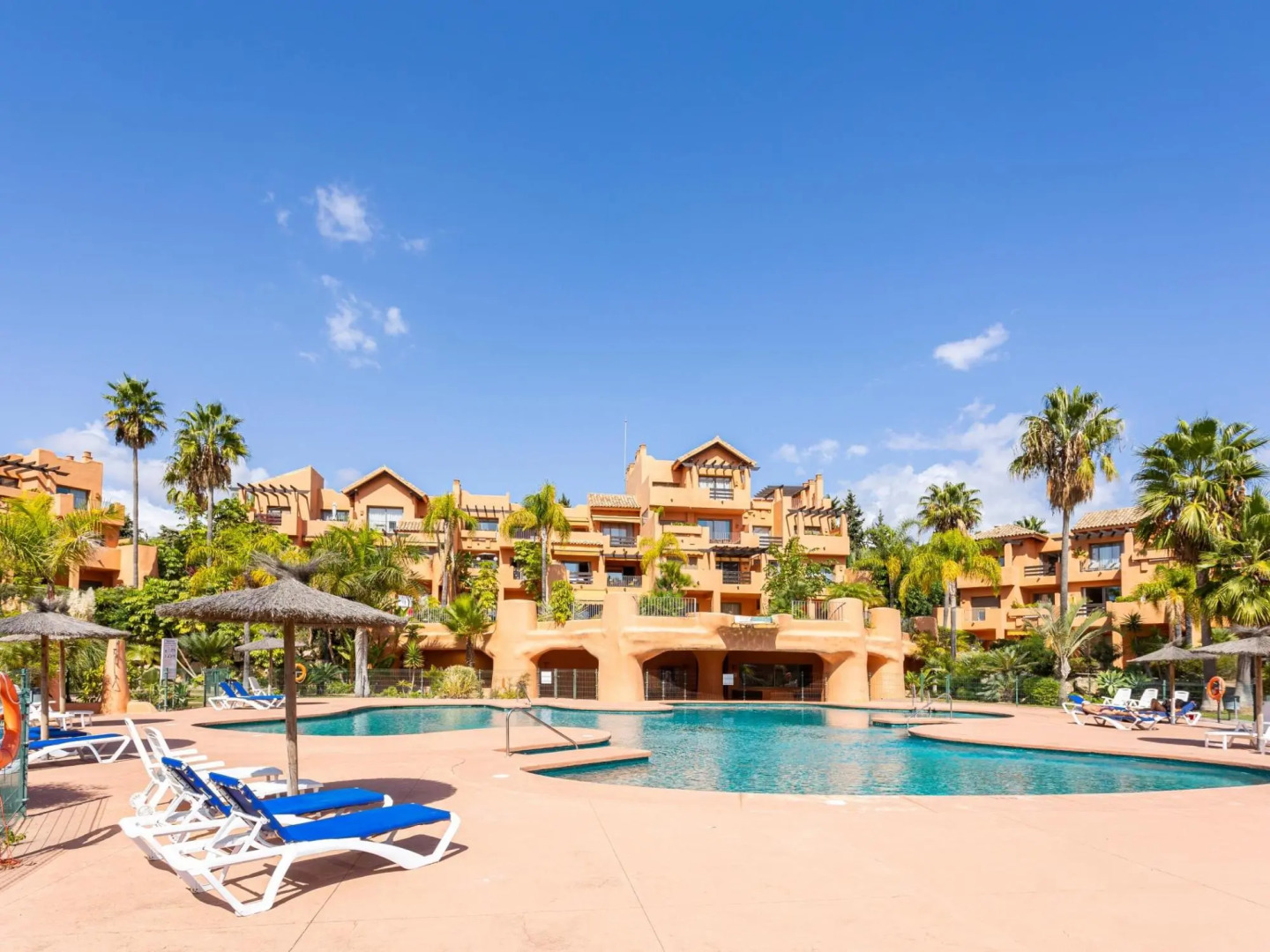 Apartamentos Sotoserena