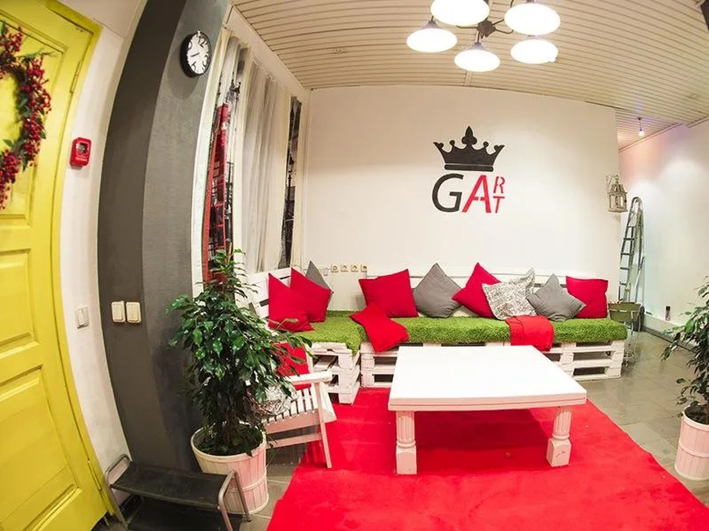 G-Art Hostel