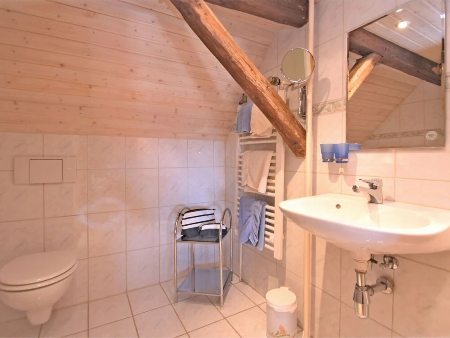 Small Apartment in Bad Tabarz in Thuringia With use of Garden and Pool