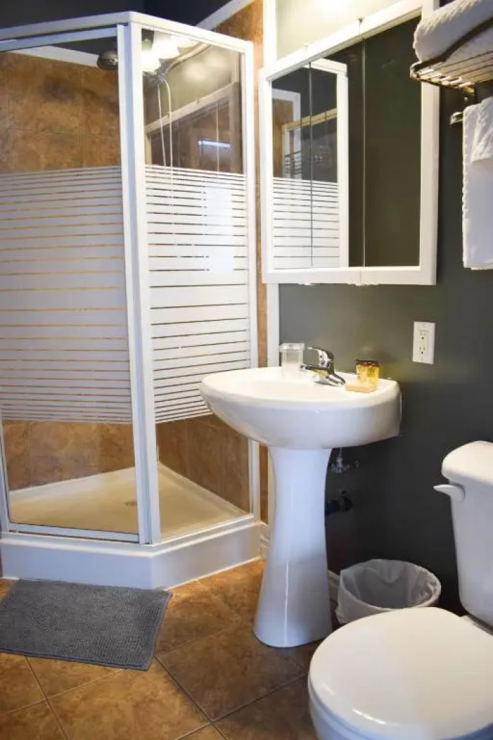 Cellar Restaurant and Suite