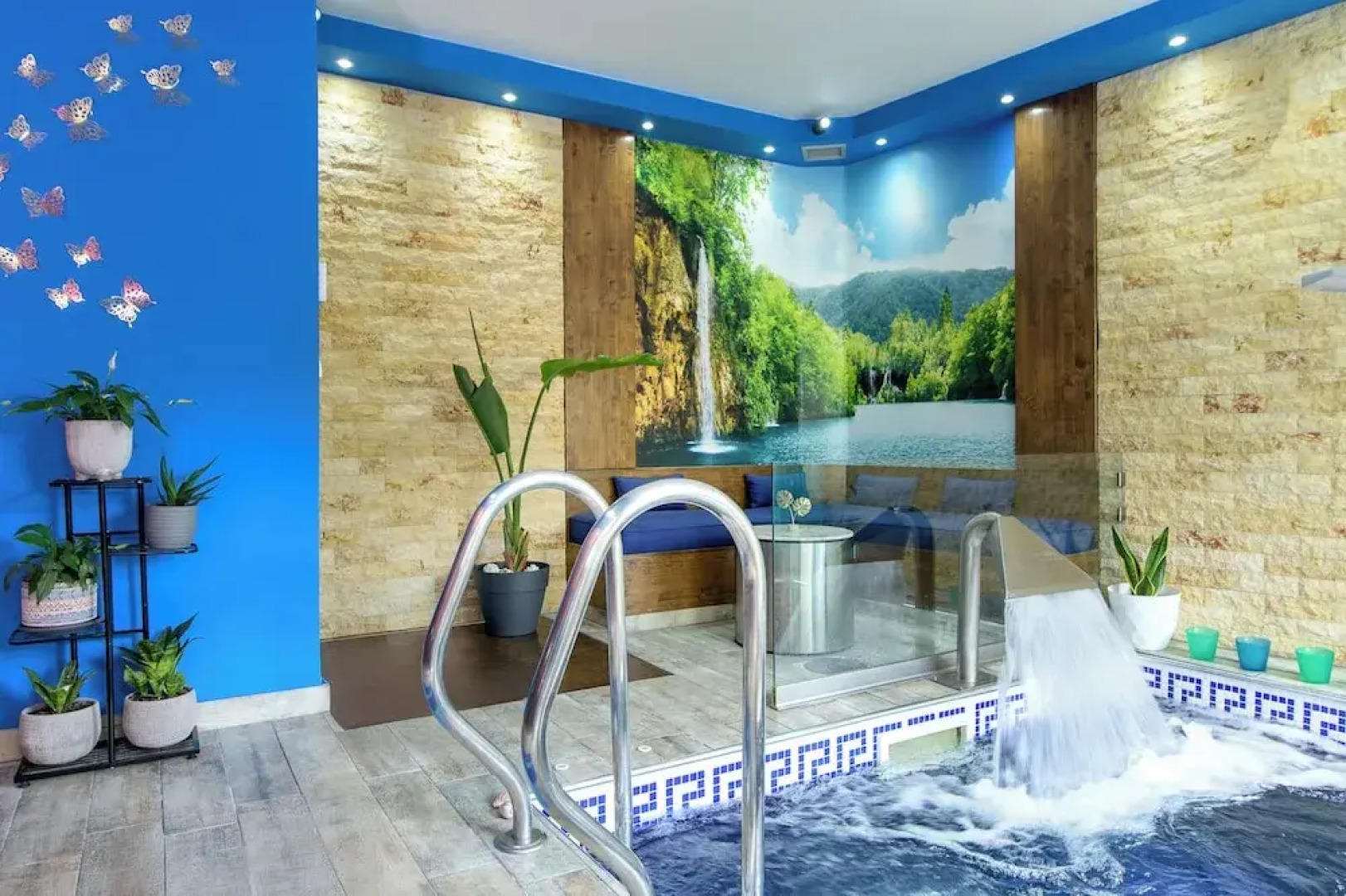 Krousonas Mountain View Suite